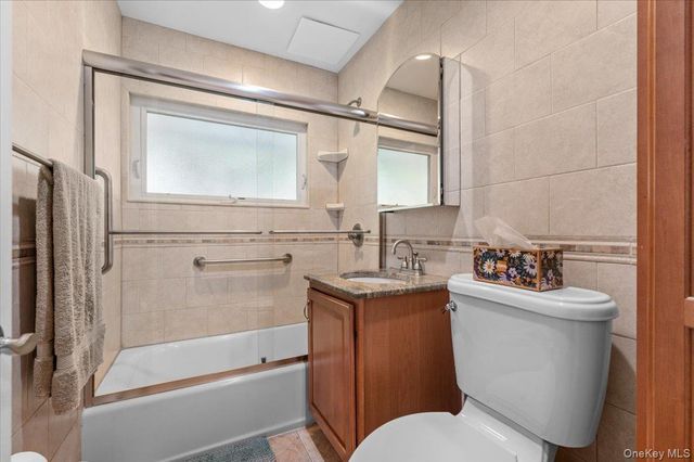 57 Meeting Lane, Hicksville, NY 11801