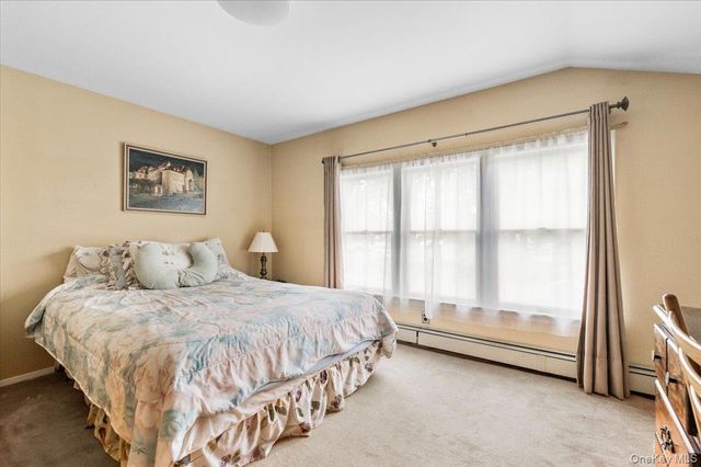 57 Meeting Lane, Hicksville, NY 11801