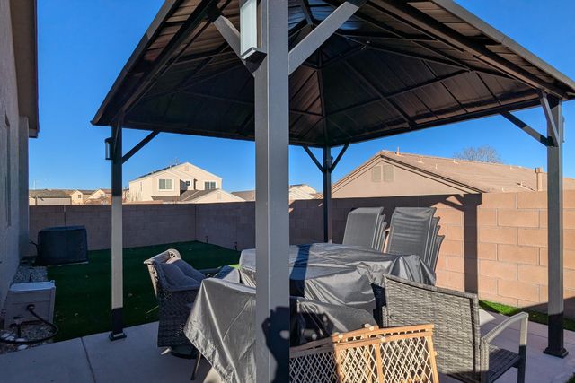 2706 Cantara Lane SW, Albuquerque, NM 87121