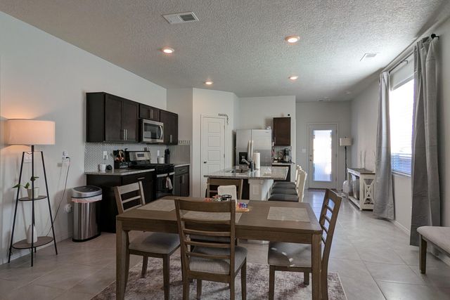 2706 Cantara Lane SW, Albuquerque, NM 87121