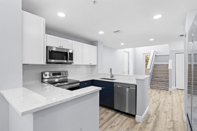 4903 CHANCELLOR Drive 23, Jupiter, FL 33458