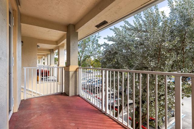4903 CHANCELLOR Drive 23, Jupiter, FL 33458