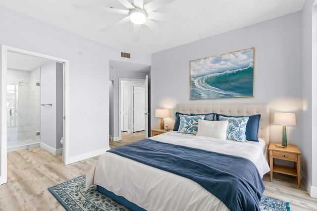 4903 CHANCELLOR Drive 23, Jupiter, FL 33458