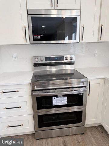 318 MARIENSTEIN RD, Ottsville, PA 18942