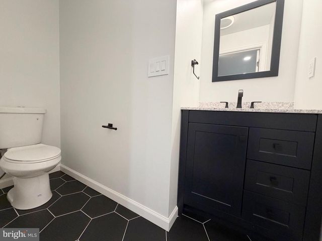 318 MARIENSTEIN RD, Ottsville, PA 18942