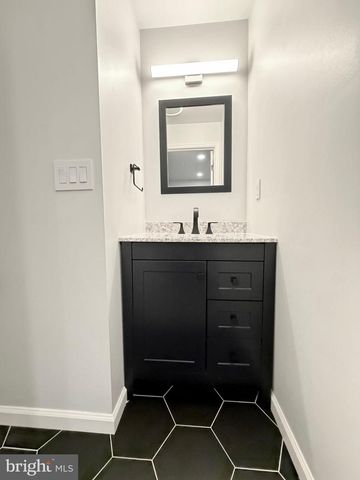 318 MARIENSTEIN RD, Ottsville, PA 18942