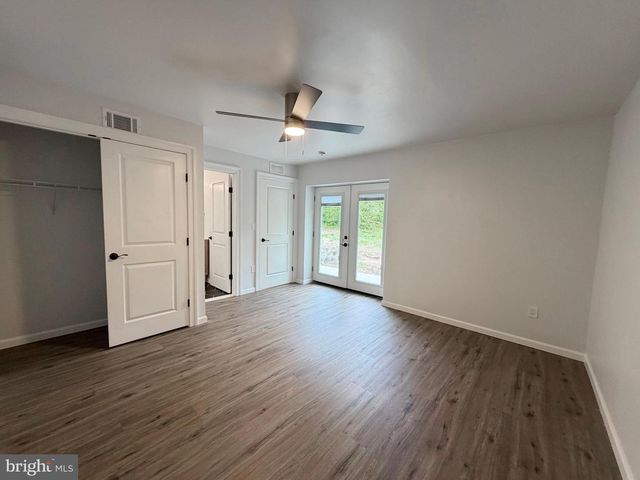 318 MARIENSTEIN RD, Ottsville, PA 18942