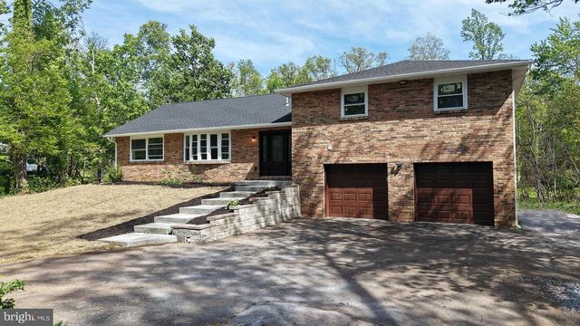 318 MARIENSTEIN RD, Ottsville, PA 18942