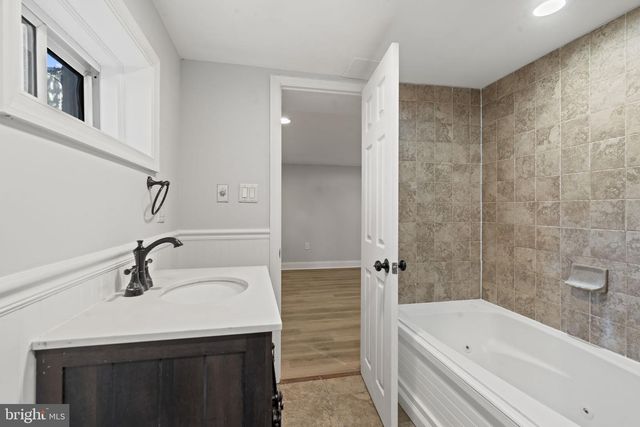 418 DELVIEW LN, Delanco, NJ 08075