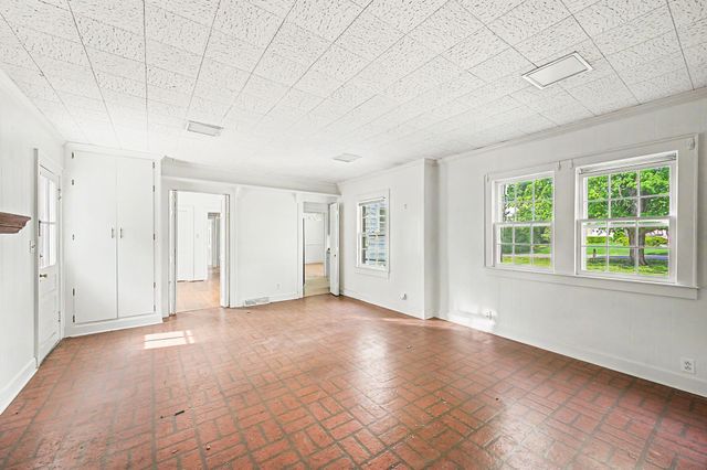 712 Cantrell Ave, Nashville, TN 37215