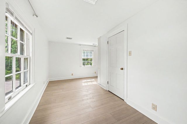 712 Cantrell Ave, Nashville, TN 37215