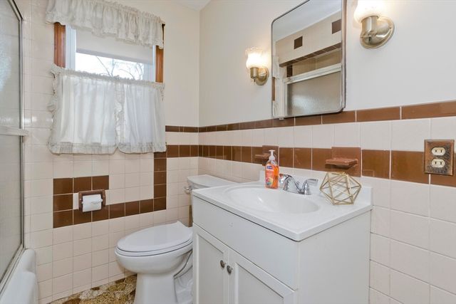 147 Bowles Park, Springfield, MA 01104