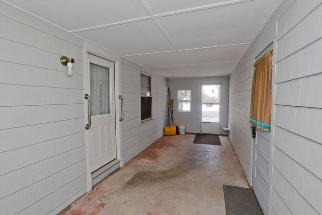 147 Bowles Park, Springfield, MA 01104