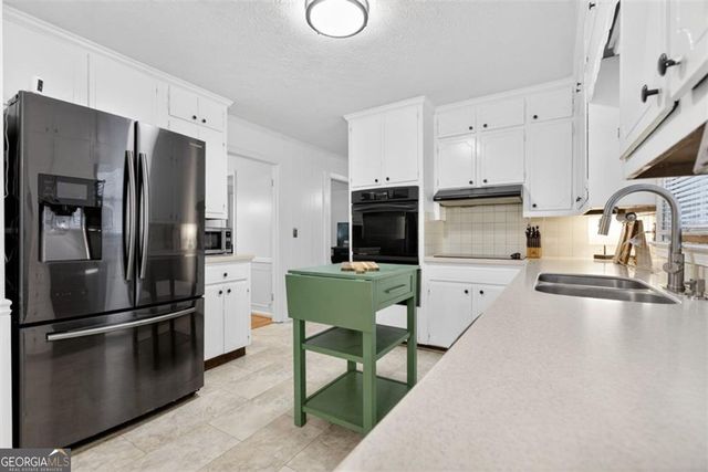 5623 Crestwood Drive, Stone Mountain, GA 30087