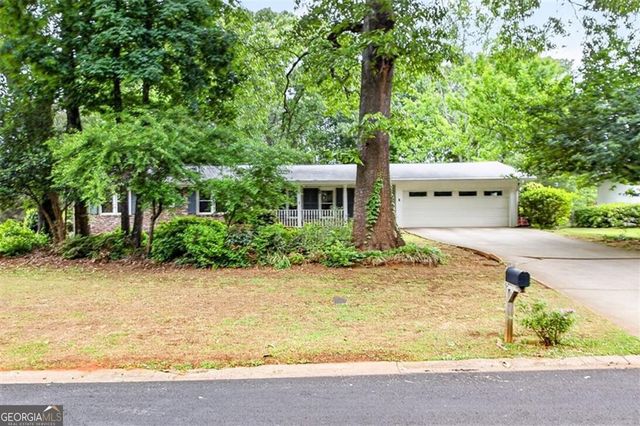 5623 Crestwood Drive, Stone Mountain, GA 30087