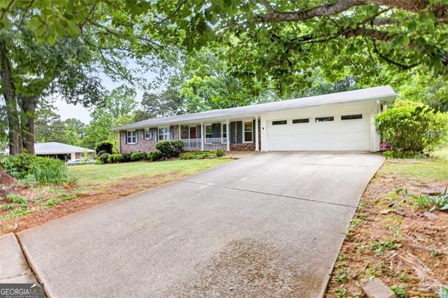 5623 Crestwood Drive, Stone Mountain, GA 30087