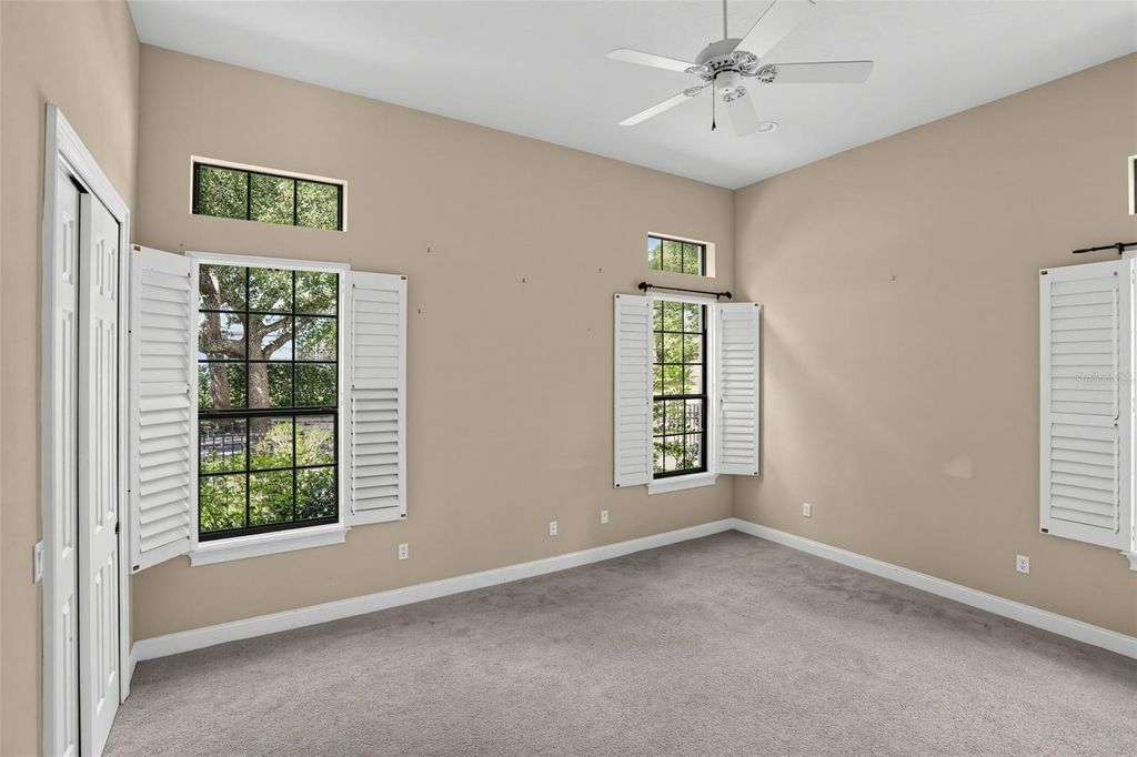 Image 21 of property listing at 11021 HAWKSHEAD COURT, Windermere, FL 34786