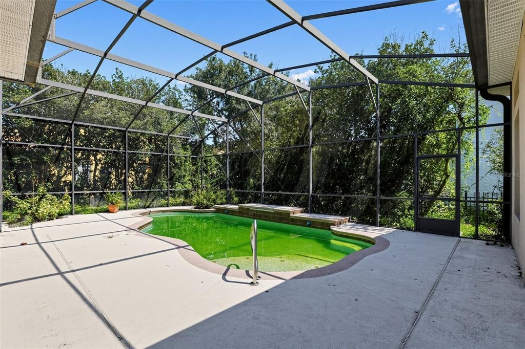 Image 30 of property listing at 11021 HAWKSHEAD COURT, Windermere, FL 34786