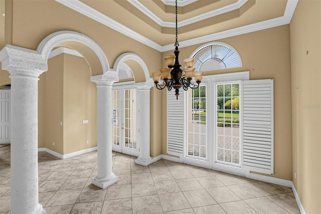 Image 4 of property listing at 11021 HAWKSHEAD COURT, Windermere, FL 34786