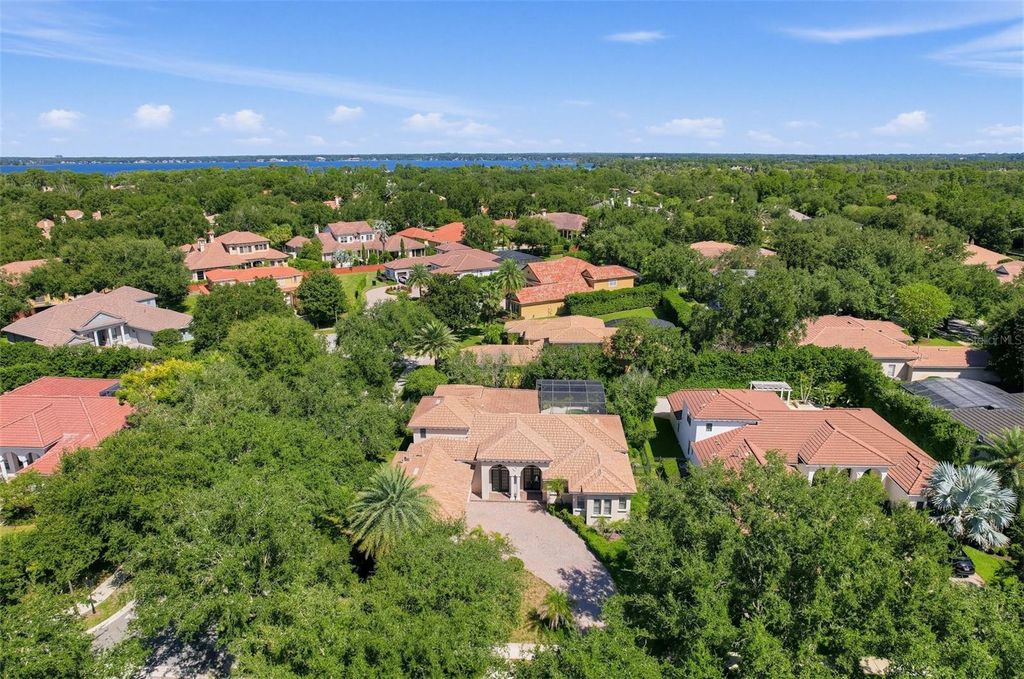 Image 34 of property listing at 11021 HAWKSHEAD COURT, Windermere, FL 34786