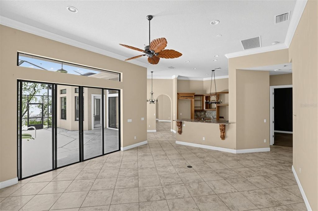 Image 6 of property listing at 11021 HAWKSHEAD COURT, Windermere, FL 34786