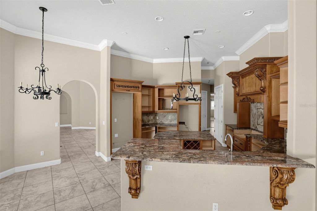 Image 10 of property listing at 11021 HAWKSHEAD COURT, Windermere, FL 34786