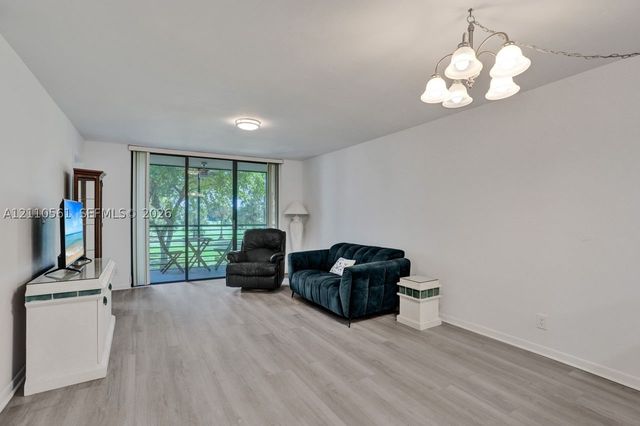 7950 W Mcnab Rd 222, Tamarac, FL 33321
