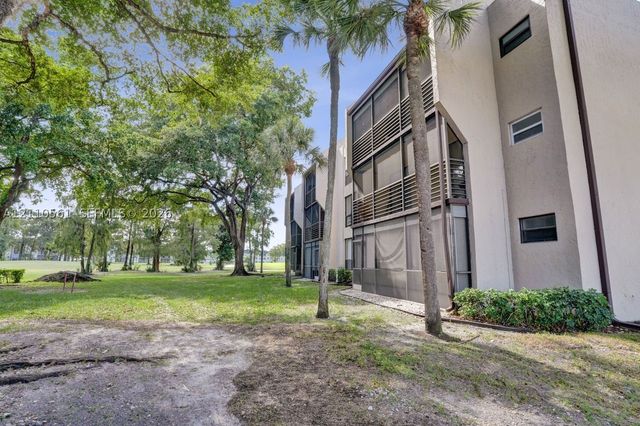 7950 W Mcnab Rd 222, Tamarac, FL 33321