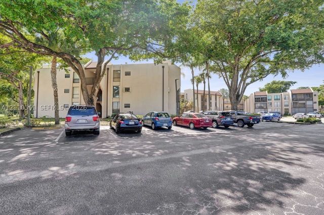 7950 W Mcnab Rd 222, Tamarac, FL 33321