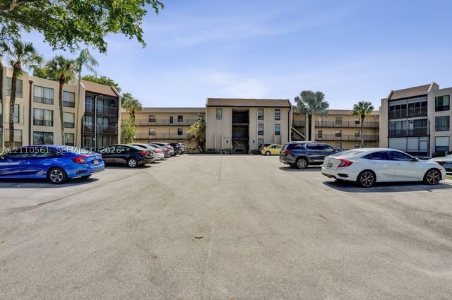 7950 W Mcnab Rd 222, Tamarac, FL 33321