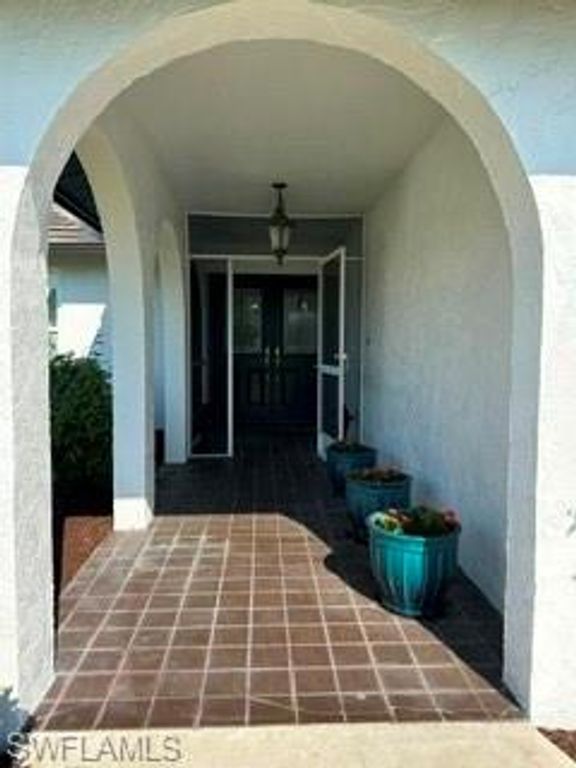 27124 Edenbridge CT, BONITA SPRINGS, FL 34135 — photo 2
