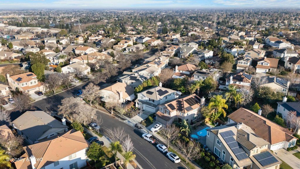 Image 28 of property listing at 2400 Positano Ave, Brentwood, CA 94513