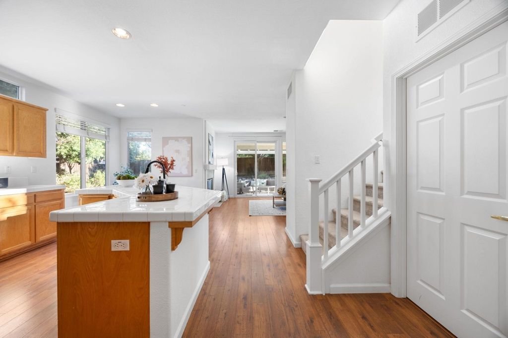 Image 6 of property listing at 2400 Positano Ave, Brentwood, CA 94513