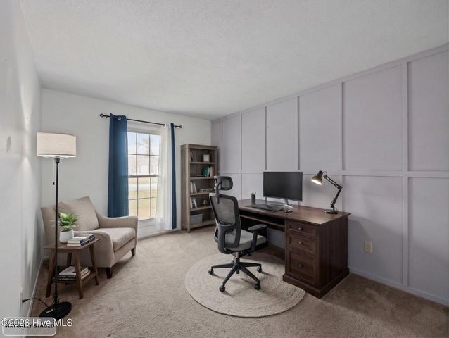 625 Shadowridge Road, Jacksonville, NC 28546