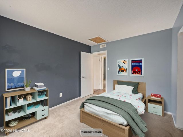 625 Shadowridge Road, Jacksonville, NC 28546