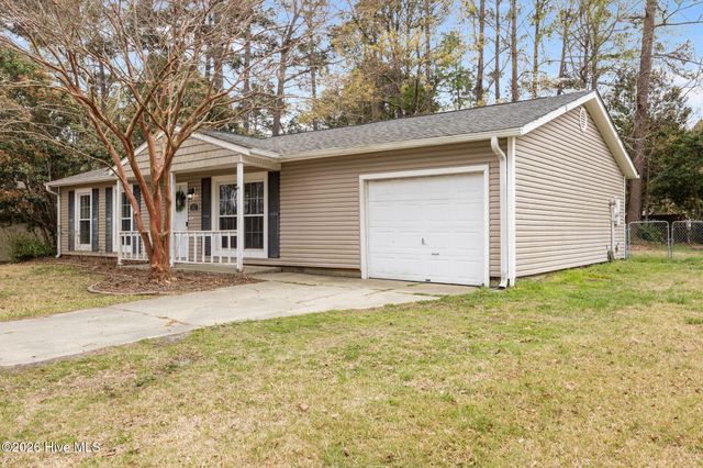 625 Shadowridge Road, Jacksonville, NC 28546