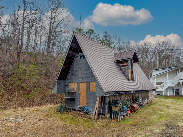 7635 E US 60, Morehead, KY 40351