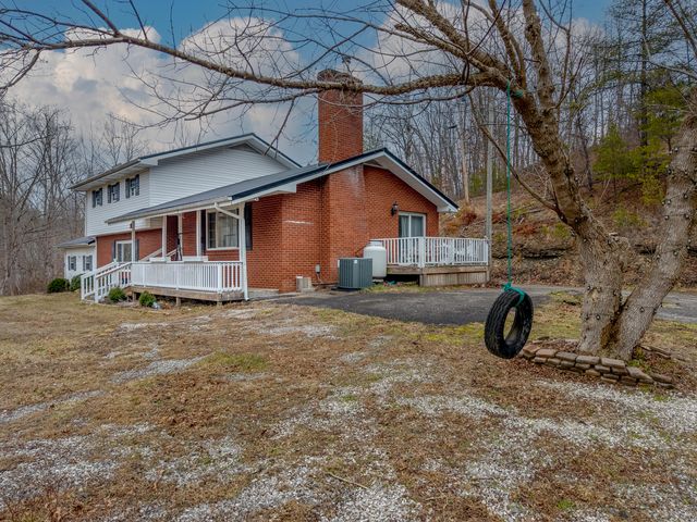 7635 E US 60, Morehead, KY 40351