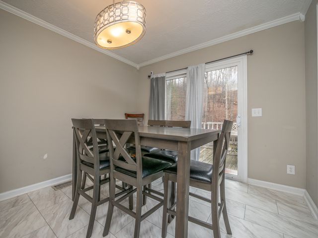 7635 E US 60, Morehead, KY 40351