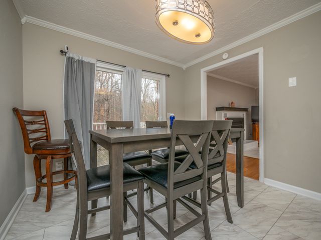 7635 E US 60, Morehead, KY 40351