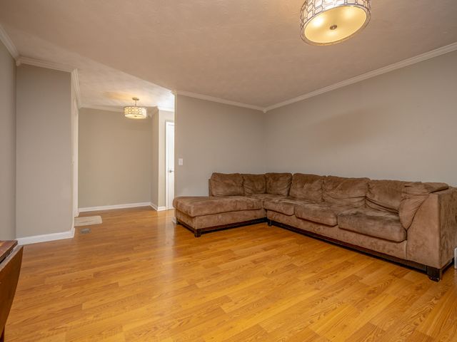 7635 E US 60, Morehead, KY 40351