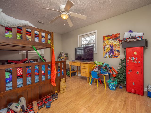 7635 E US 60, Morehead, KY 40351