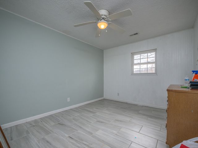 7635 E US 60, Morehead, KY 40351