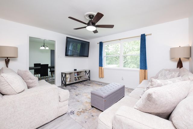 4605 N Cedar, North Little Rock, AR 72116