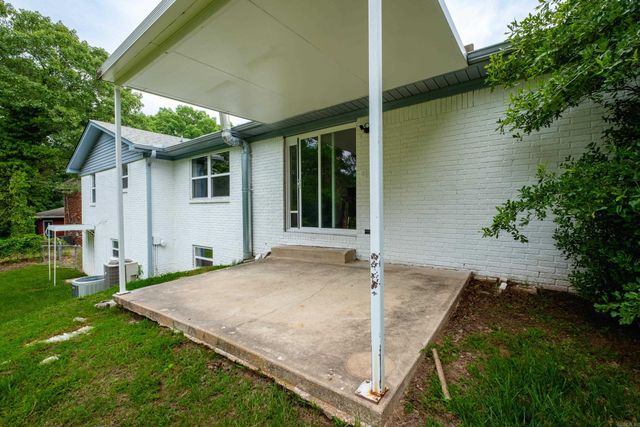 4605 N Cedar, North Little Rock, AR 72116