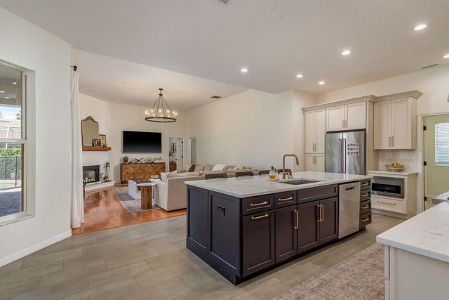 12109 CLEAR HARBOR DRIVE, Tampa, FL 33626