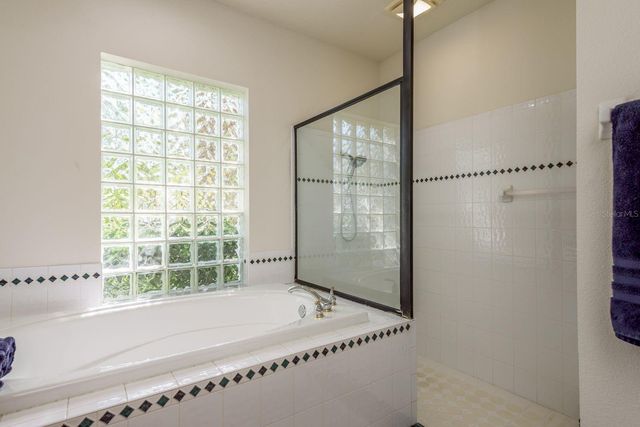 12109 CLEAR HARBOR DRIVE, Tampa, FL 33626