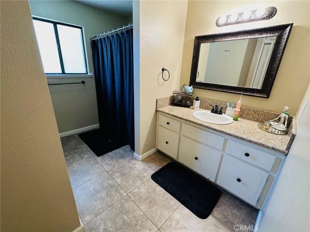 4531 W Malibu Avenue, Fresno, CA 93722