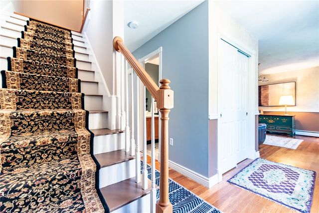 20 Dexter Rock Road, Lincoln, RI 02865