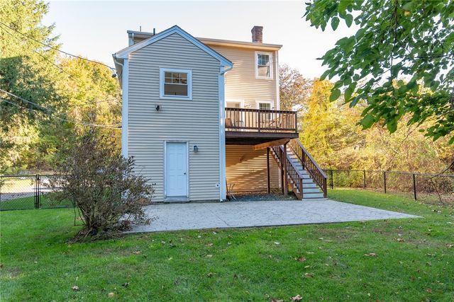 20 Dexter Rock Road, Lincoln, RI 02865
